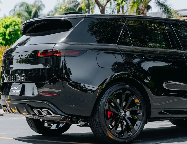 Range Rover Sport with STEK Clear Gloss PPF outdoor in Los Angeles — reference for healthy film
