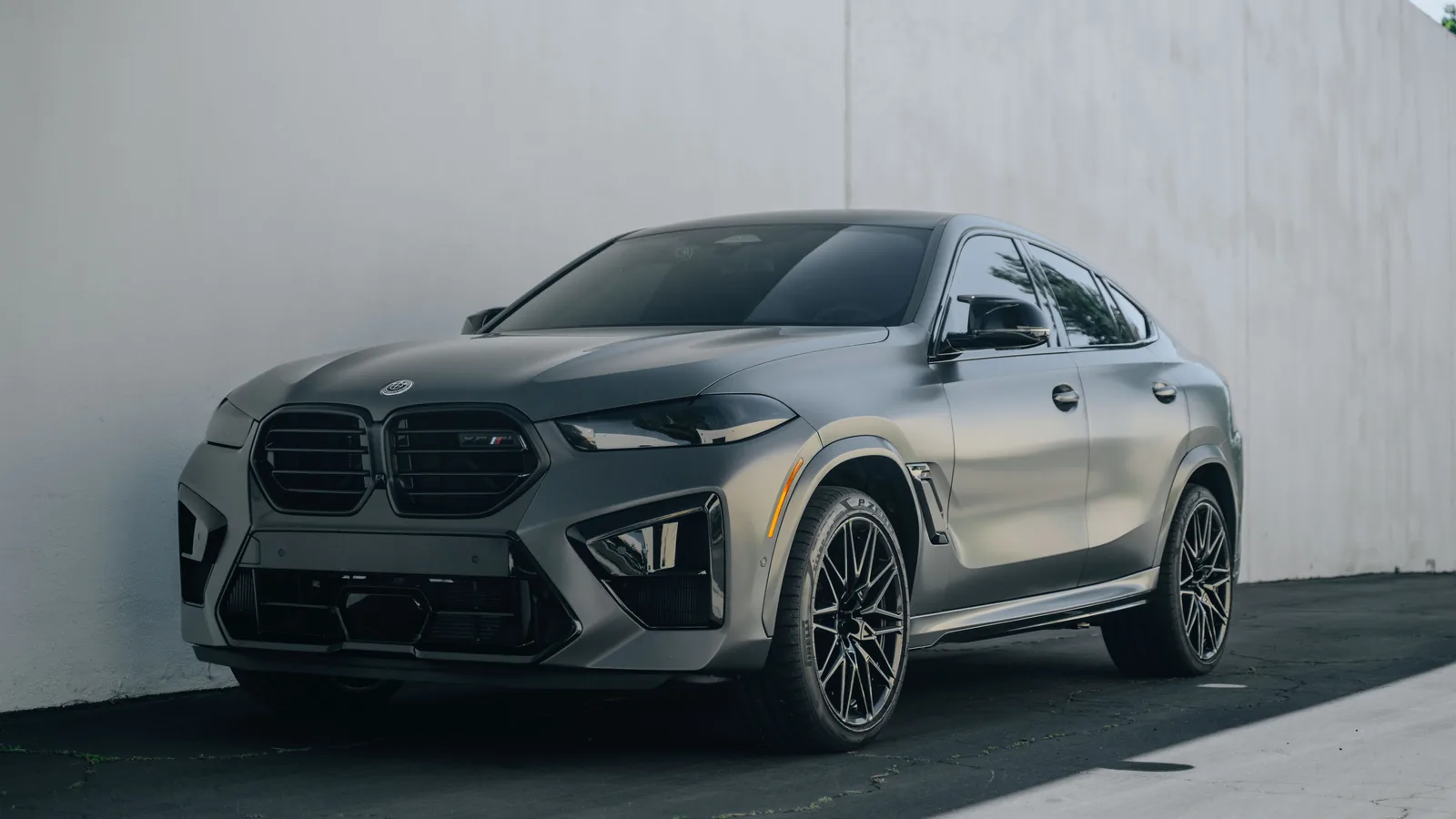 BMW X6M Competition with matte PPF — front 3/4 angle, Hussle Customz