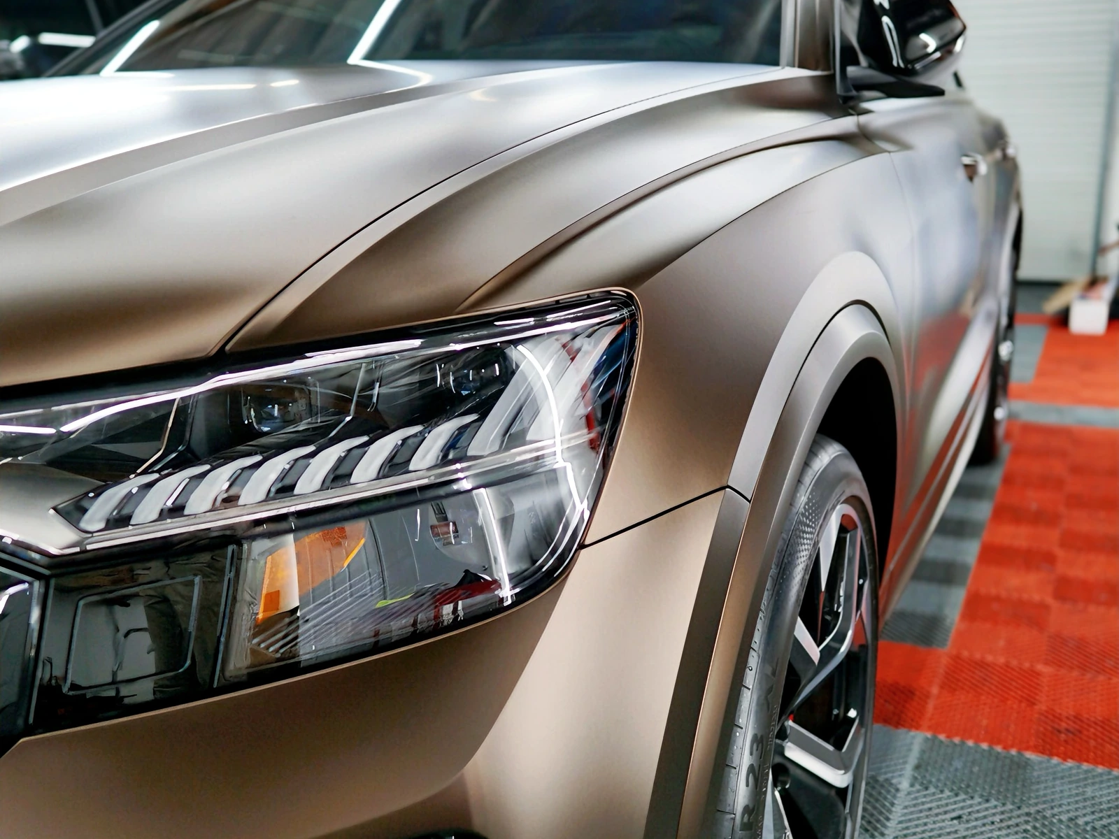 Audi RSQ8 Matte Brown — photo 3 — Hussle Customz Los Angeles