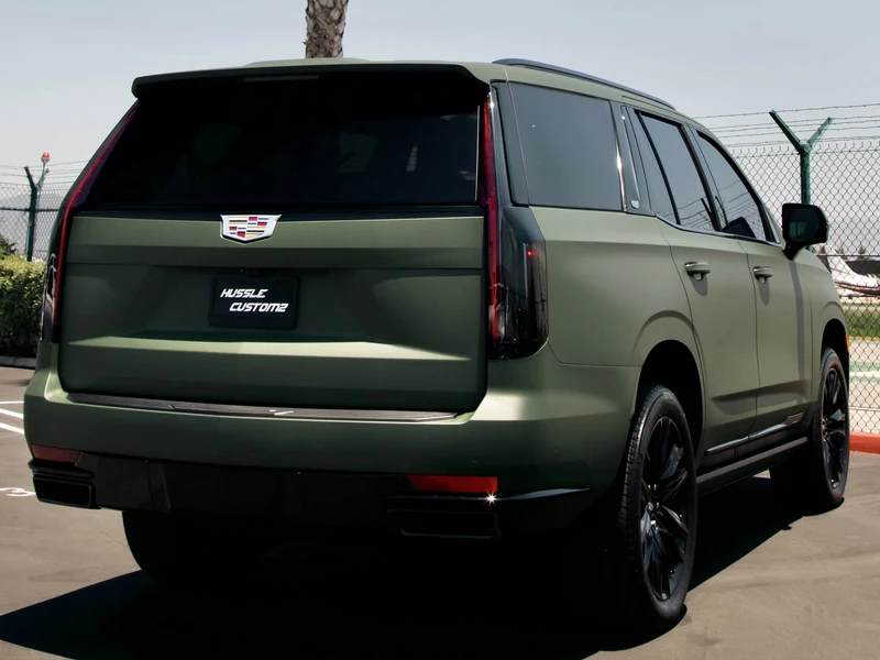 Cadillac Escalade Matte Military Green — photo 4 — Hussle Customz Los Angeles