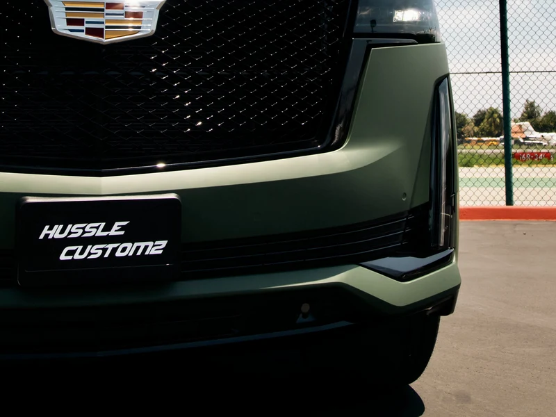 Cadillac Escalade Matte Military Green — photo 5 — Hussle Customz Los Angeles