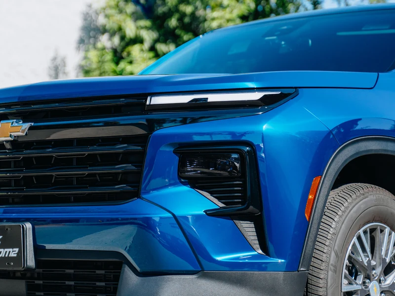 Chevrolet Traverse Interstellar Liquid Blue PPF — photo 4 — Hussle Customz Los Angeles