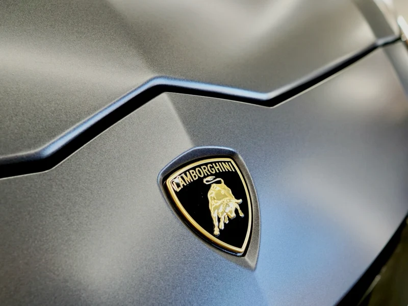 Lamborghini Urus Gloss Dark Grey Vinyl Wrap — photo 3 — Hussle Customz Los Angeles