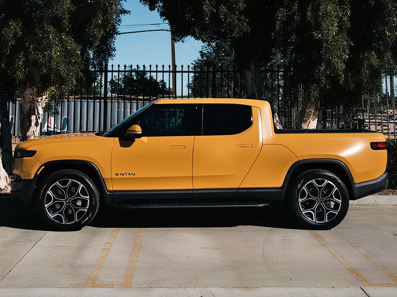 Rivian R1T Matte PPF, Ceramic Tint — photo 2 — Hussle Customz Los Angeles