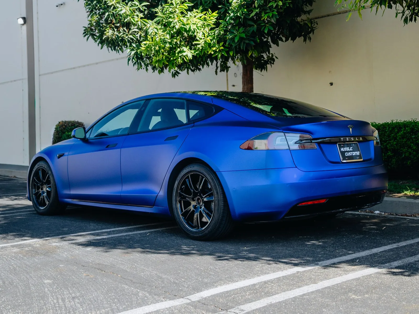 Tesla Model S Vinyl Wrap, Chrome Delete, Powder Coating, Ceramic Coating — photo 3 — Hussle Customz Los Angeles