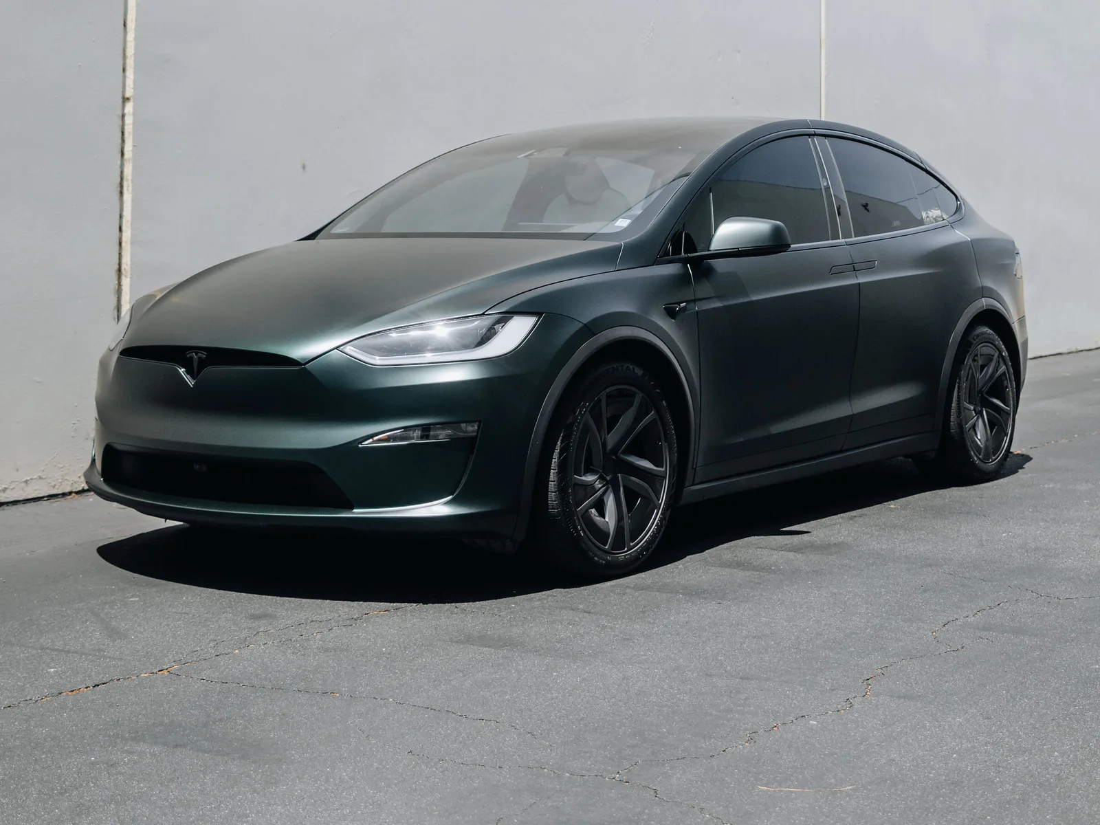 Tesla Model X Vinyl Wrap, Ceramic Tint, Ceramic Coating — photo 1 — Hussle Customz Los Angeles