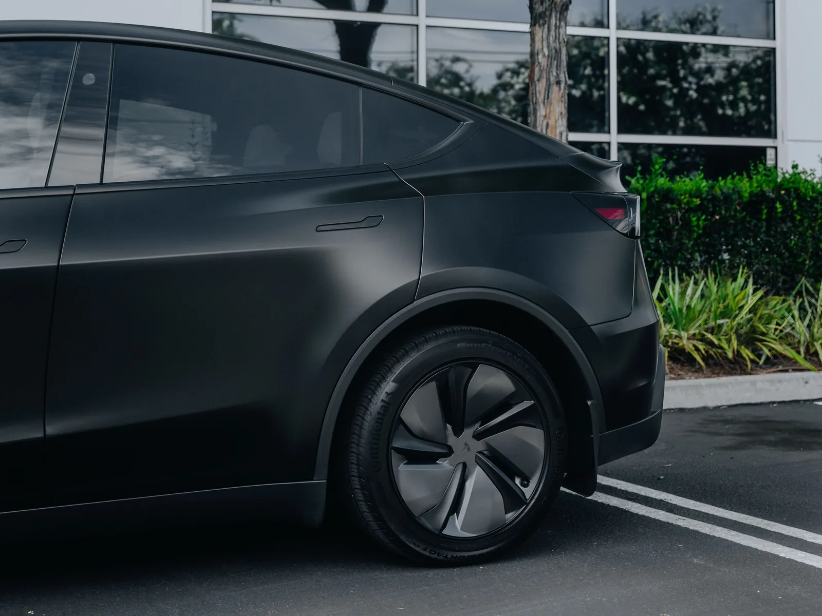 Tesla Model Y Juniper Diamond Black Matte PPF, Ceramic Tint, Ceramic Coating — photo 4 — Hussle Customz Los Angeles