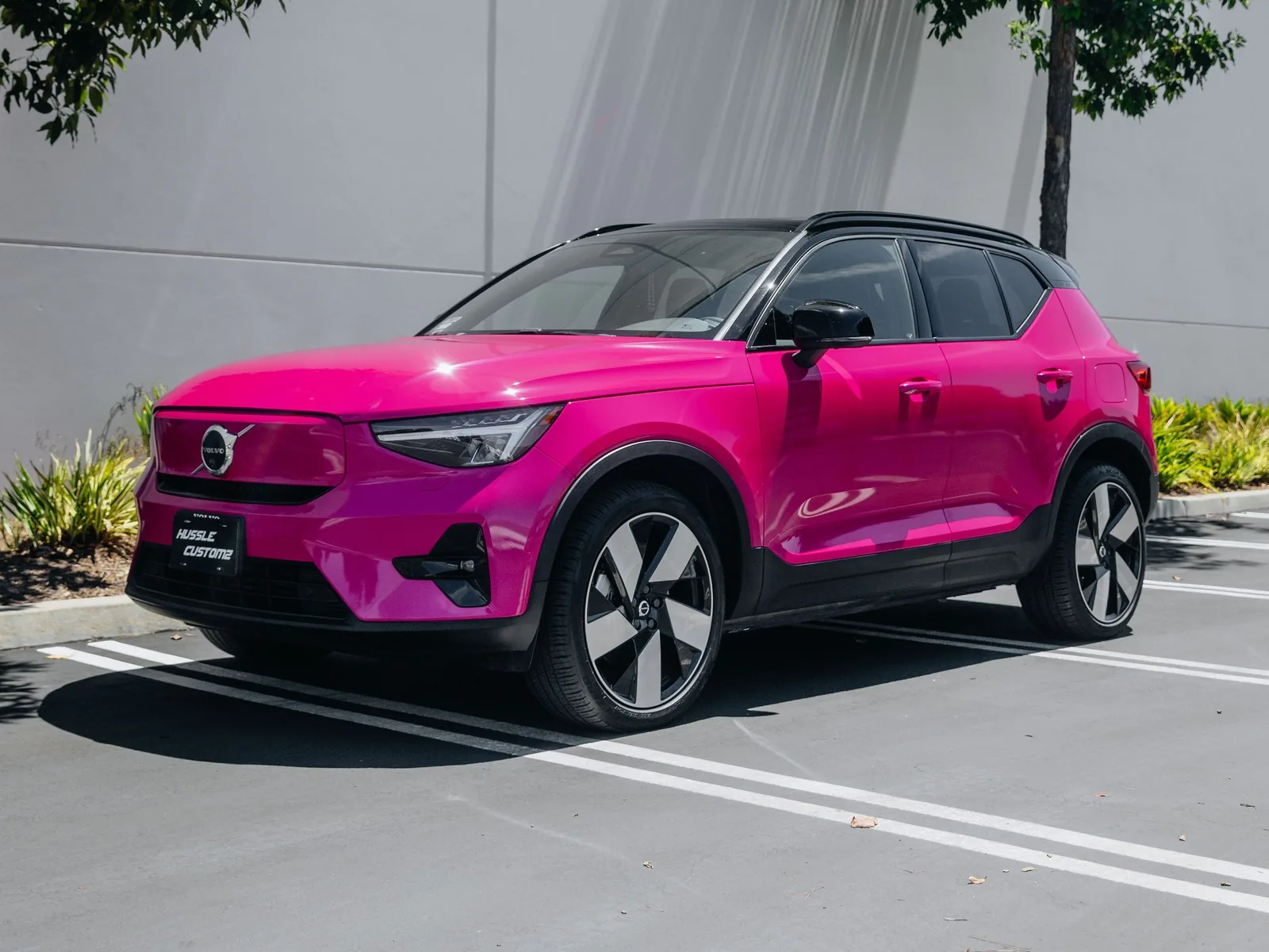 Volvo XC40 Gloss Hot Pink Vinyl Wrap, Ceramic Coating — photo 1 — Hussle Customz Los Angeles