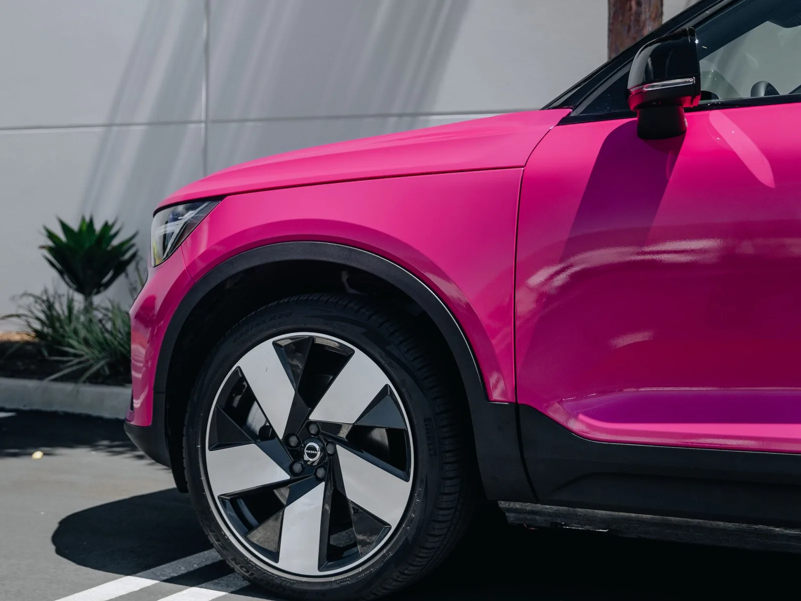 Volvo XC40 Gloss Hot Pink Vinyl Wrap, Ceramic Coating — photo 5 — Hussle Customz Los Angeles